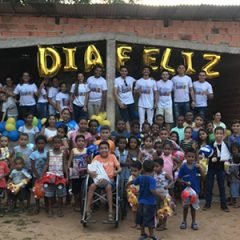 Instituto Dia Feliz leva comida para famílias do sertão